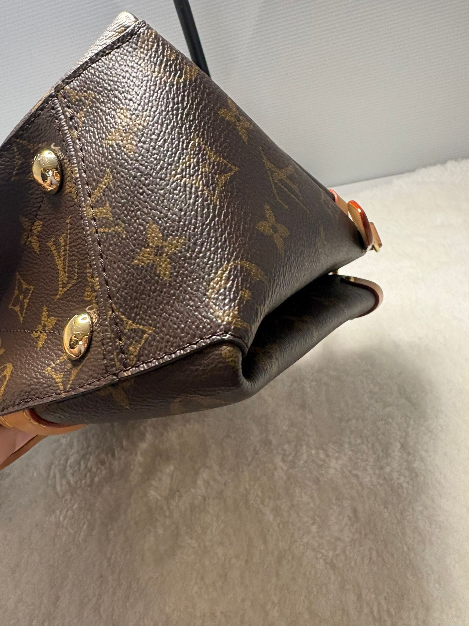 Louis Vuitton Handbag
