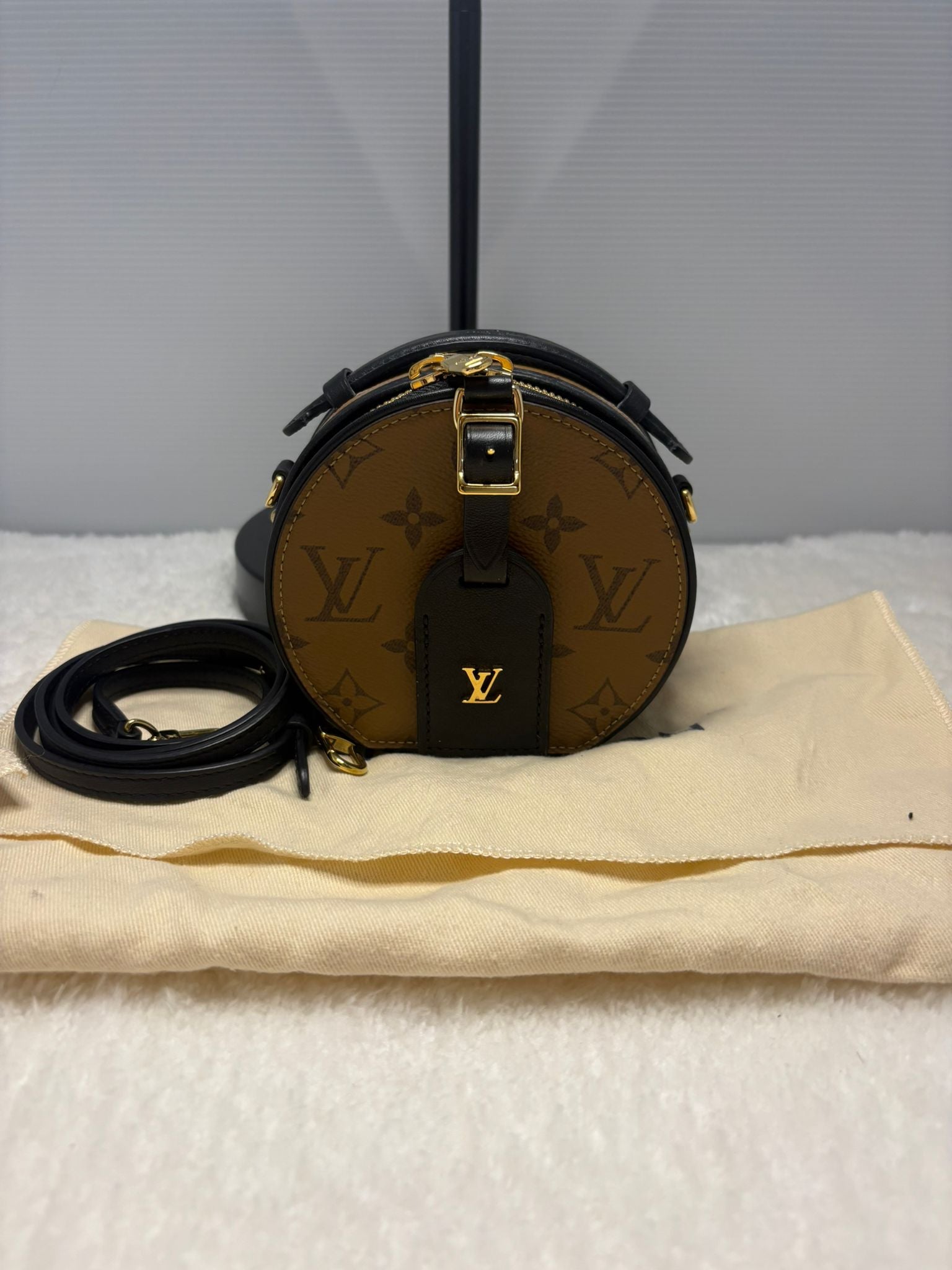 Louis Vuitton Mini Boite Chapeau